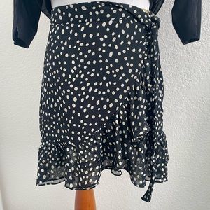 Cute Ruffled Mini Skirt